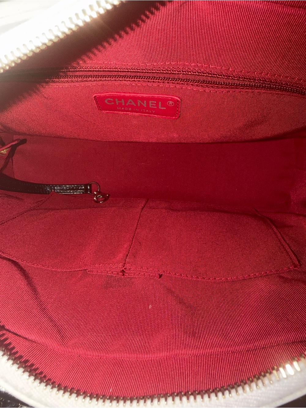 Chanel Gabrielle Hobo Quilted Aged Calfskin Medium - Picture 10 of 14